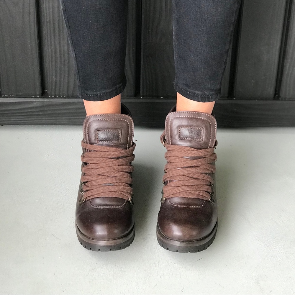 NIB Rugged Heart Leather Boots - Picture 2 of 8